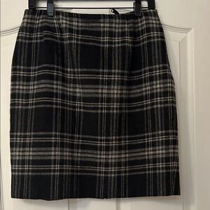 Jones New York Black and Gray Plaid Pencil Skirt size 12